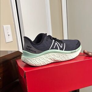 New Balance Black and Mint Athletic Shoes
